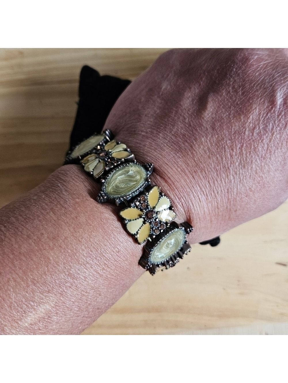 Green and Yellow Enameled Metal Stretch Bracelet